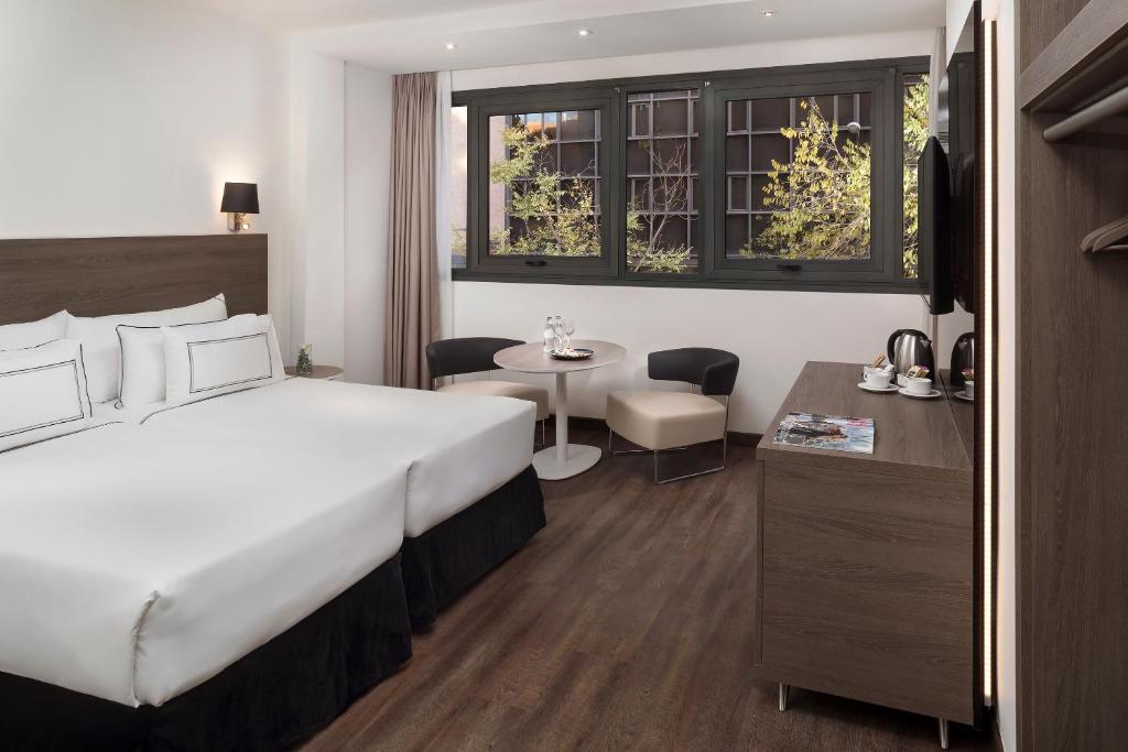 Melia Madrid Serrano - Resim 29