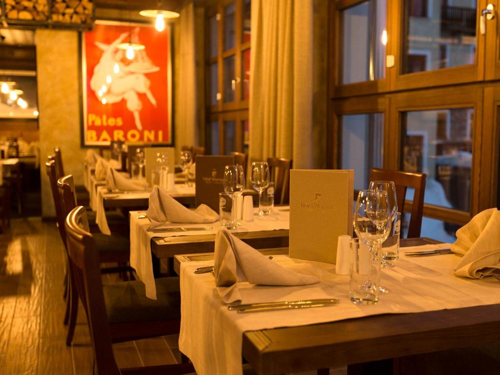Restaurace v ubytování Hotel Marmore