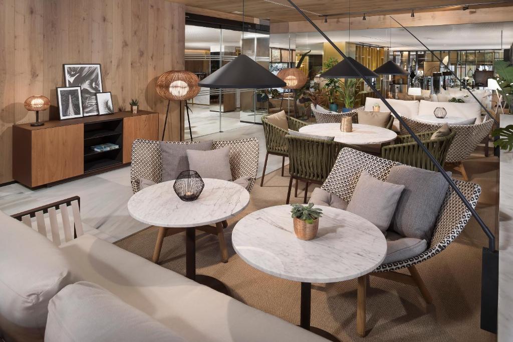 Melia Madrid Serrano - Resim 21