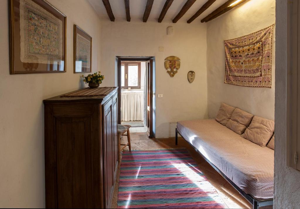 Posteľ alebo postele v izbe v ubytovaní Town House with Garden and Piano