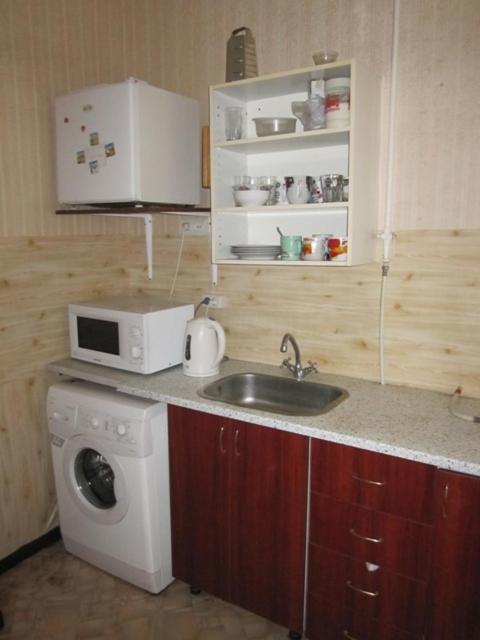 Kuchyň nebo kuchyňský kout v ubytování Yaroslav Hostel