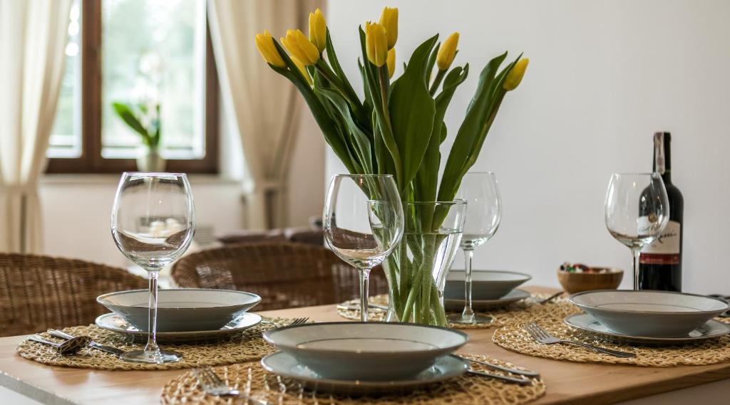 Nápoje v ubytovaní TWOJA CHATA Apartament pod lasem zarezerwuj na podhalami pl