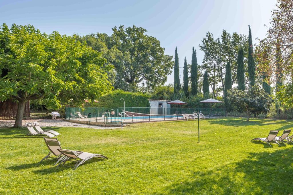 Zahrada ubytování L'Auberge du Cèdre