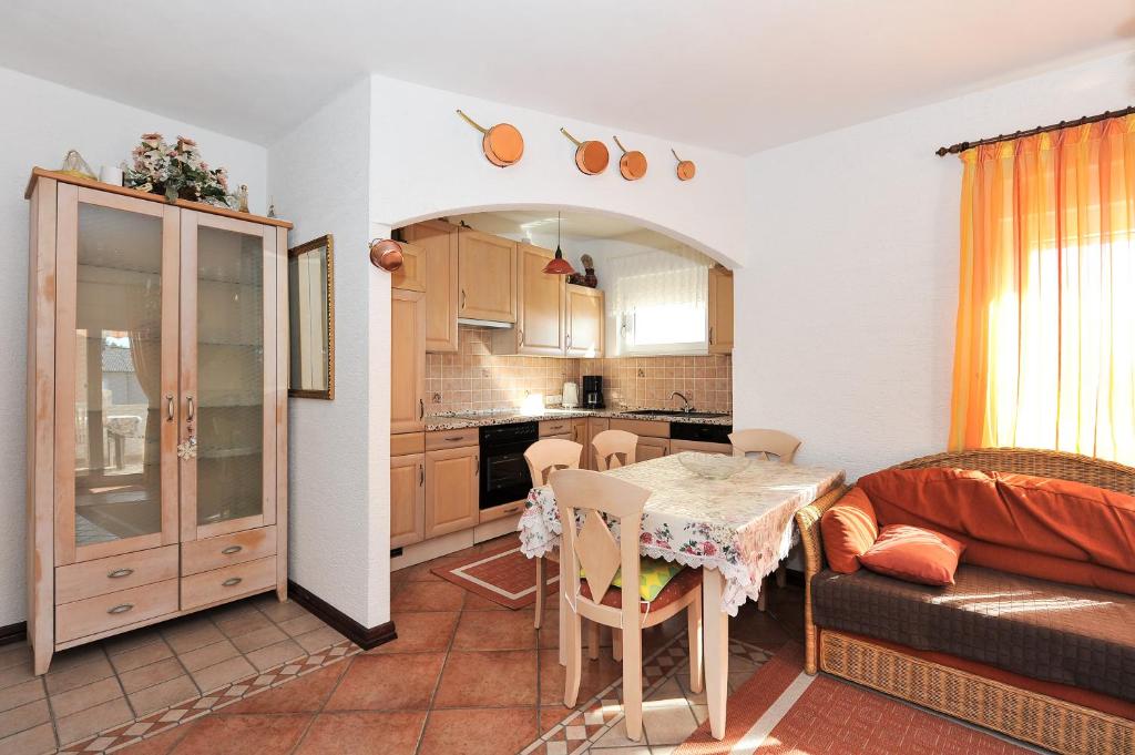 Kuchyň nebo kuchyňský kout v ubytování Apartment Božena