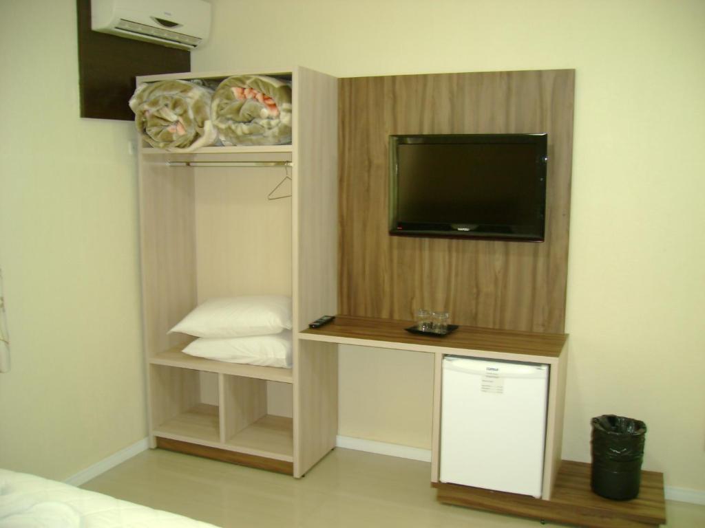  Hotel Real