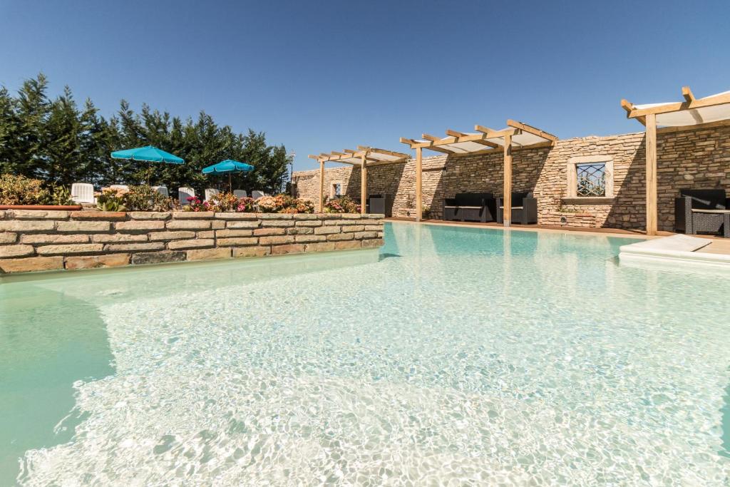 A piscina localizada em La Masseria ou nos arredores
