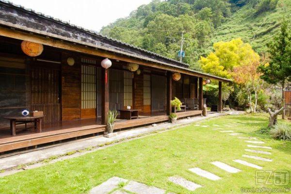 Photo de la galerie de l'établissement Bright Moon Homestay, à Dongshi