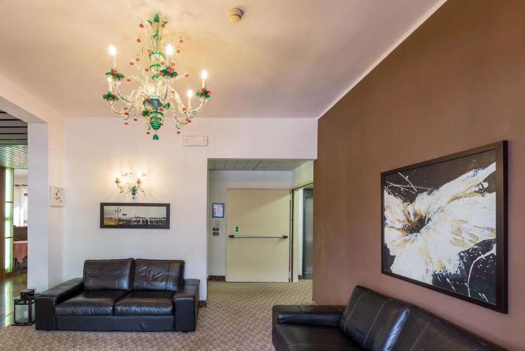 Posezení v ubytování Hotel Adria