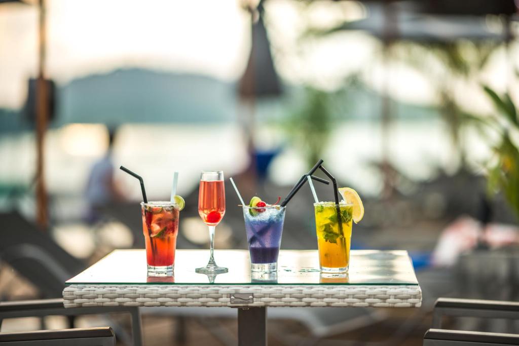 Hotel Clover Patong Phuket - SHA Plus