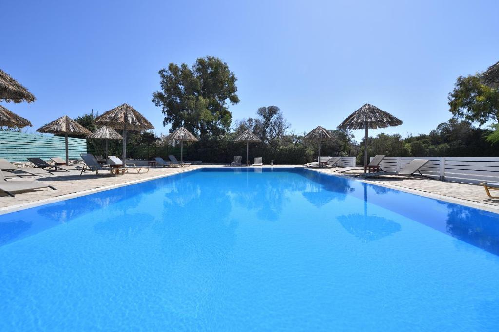 Surfing Beach Village Paros 