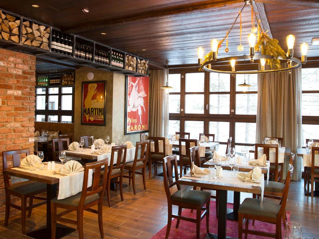 Restaurace v ubytování Hotel Marmore