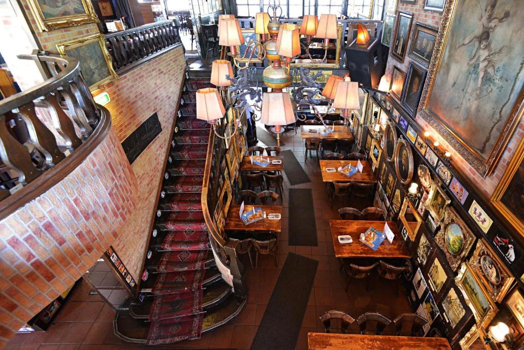 Hotel und Restaurant Löwenbräu Köln - Resim 26