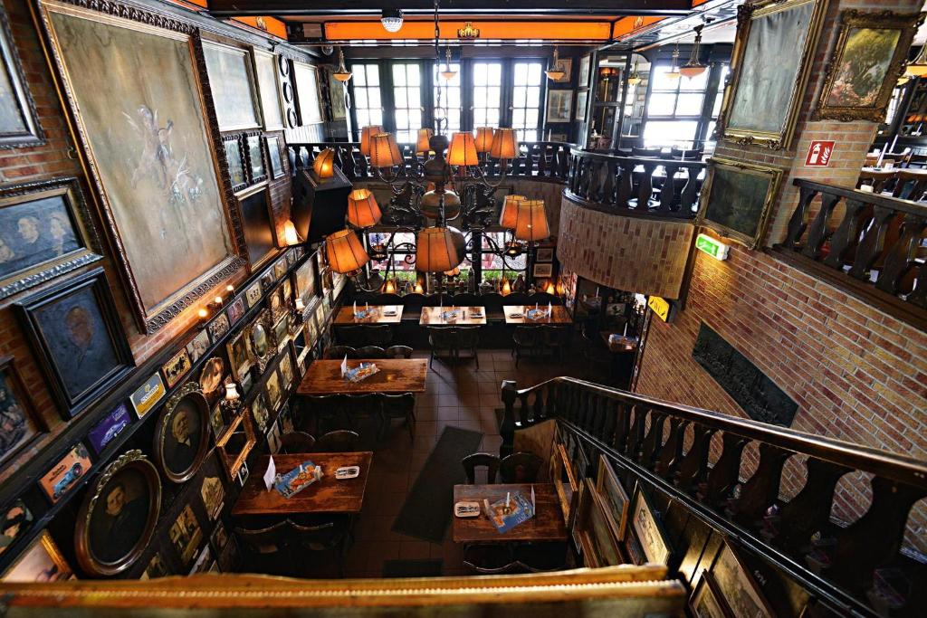 Hotel und Restaurant Löwenbräu Köln - Resim 25