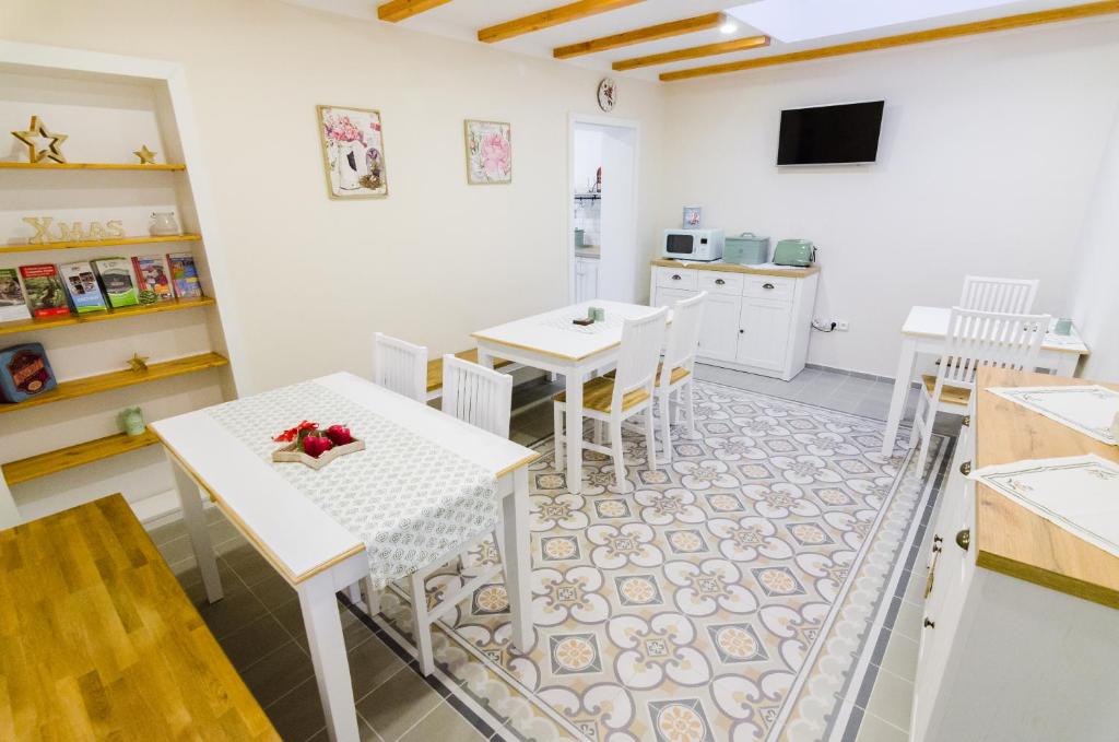 Kuchyň nebo kuchyňský kout v ubytování Guesthouse SaM