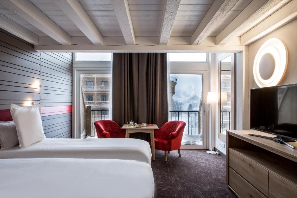 Postel nebo postele na pokoji v ubytování Hotel Ormelune