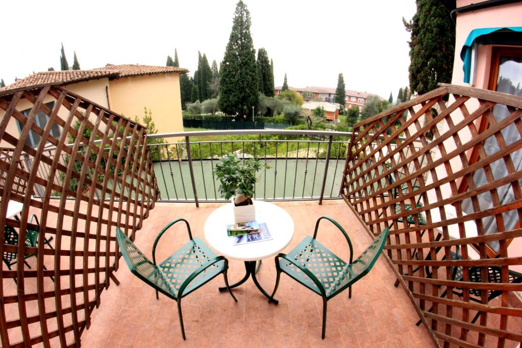 Een balkon of terras bij Hotel Meridiana