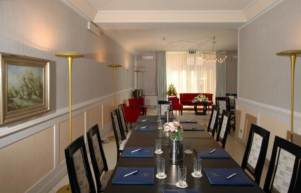 Posezení v ubytování Hotel Centrale Byron