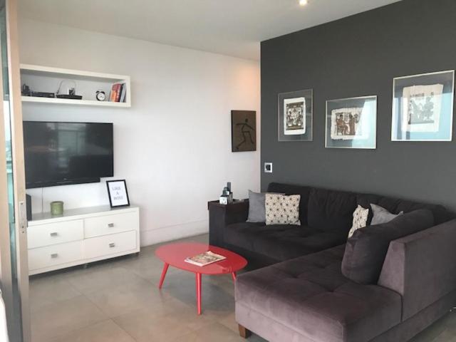  Ipanema Tiffanys Residence Service