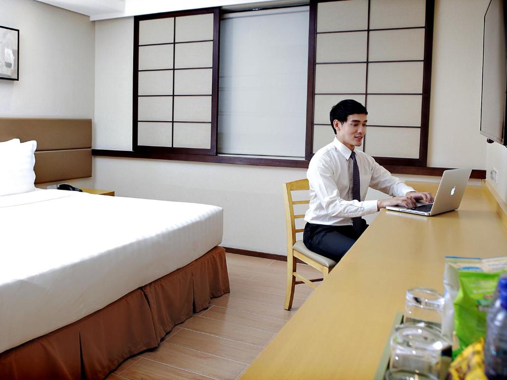 Hosté ubytování Jinjiang Inn - Makati