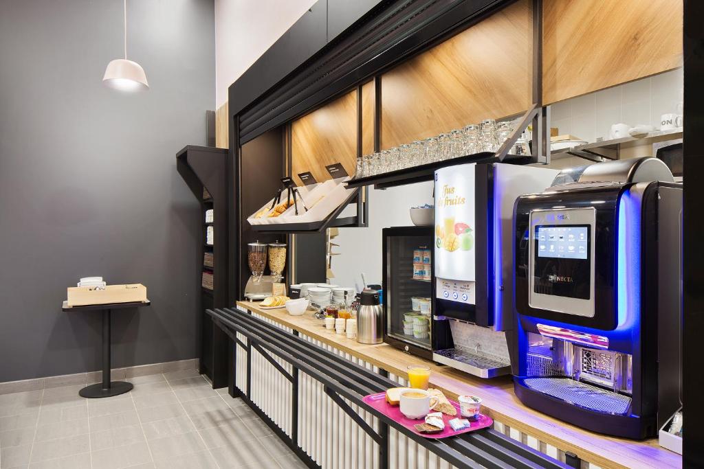 B&B HOTEL LYON Centre Perrache - Resim 9