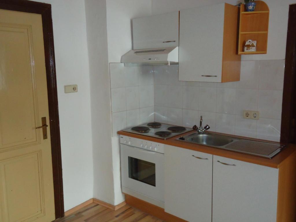 Kuchyň nebo kuchyňský kout v ubytování Haus Obernig