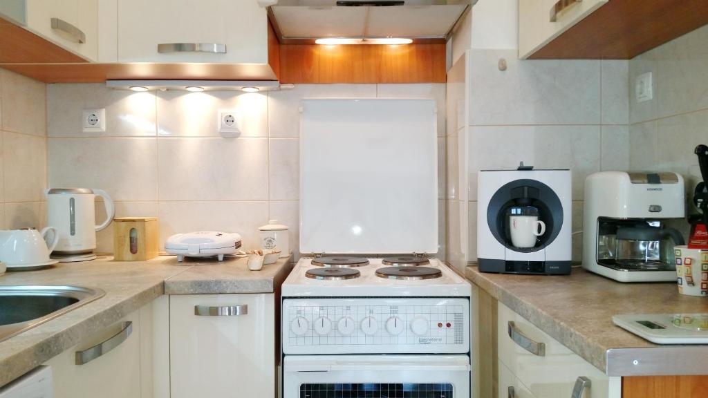 Kuchyňa alebo kuchynka v ubytovaní Apartment 28