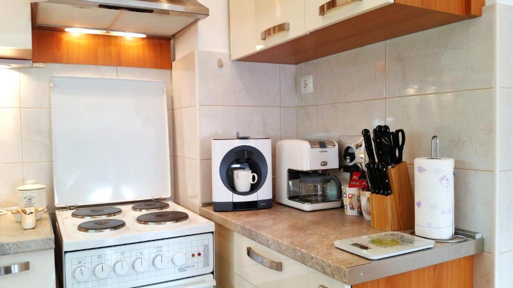 Kuchyňa alebo kuchynka v ubytovaní Apartment 28