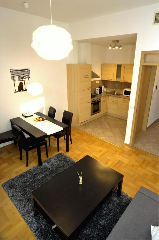 Kuchyňa alebo kuchynka v ubytovaní Gozsdu Apartment