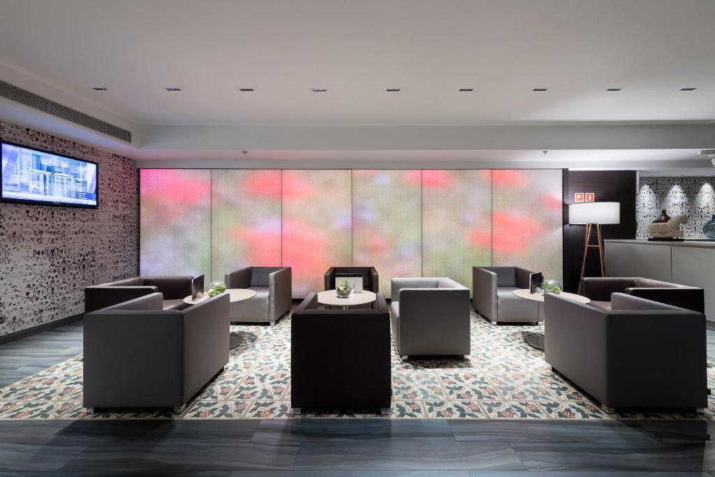 Catalonia Square 4* Sup - Resim 11