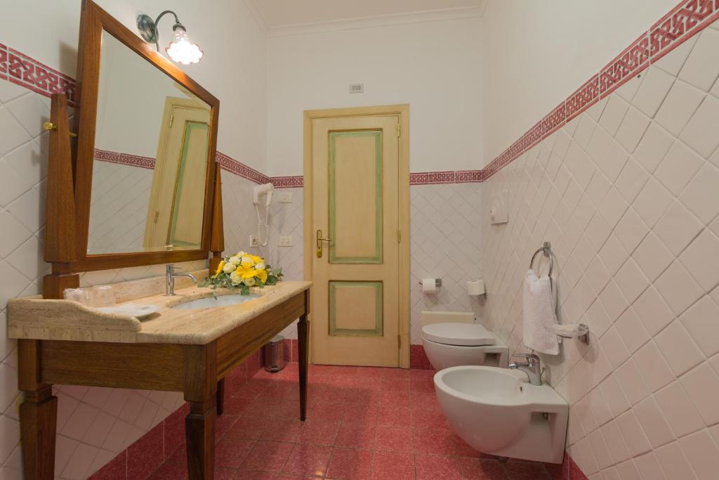 Koupelna v ubytování Bacio del Sole B&B Positano