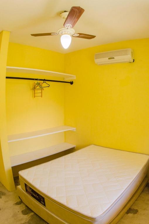  Casa em condominio de alto padrao