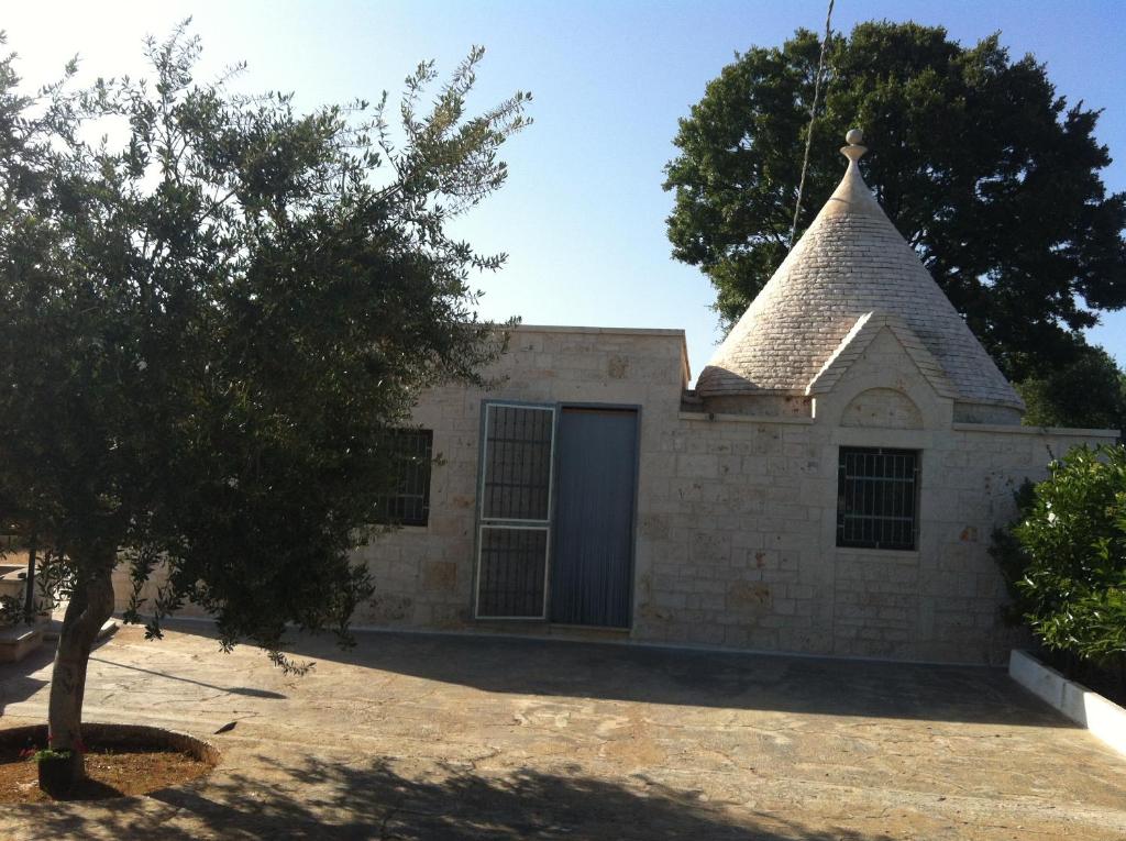 The building in which the holiday home is located