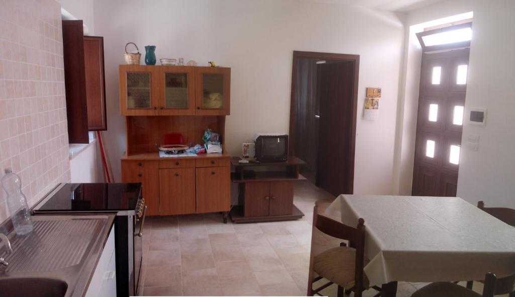 A kitchen or kitchenette at Trullo Salamina