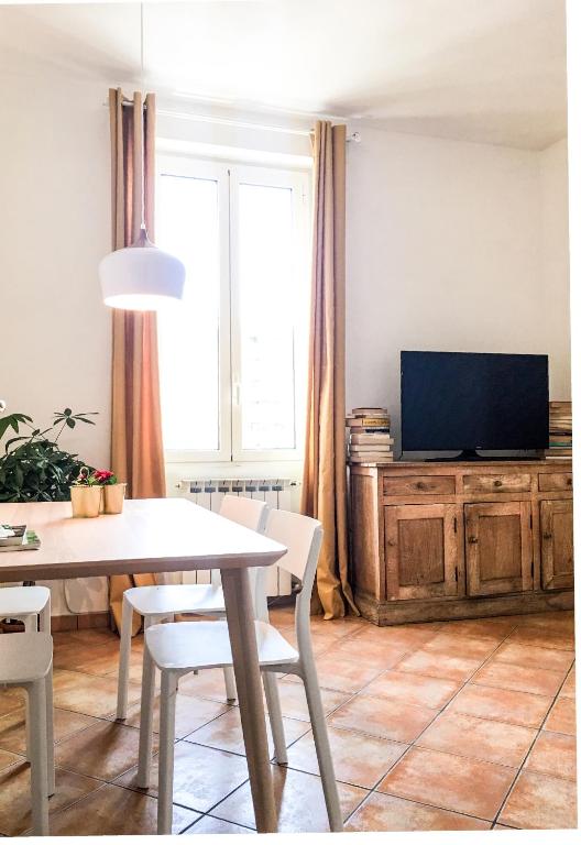 Panoramic Castle Apt Trastevere - Penthouse Apartment