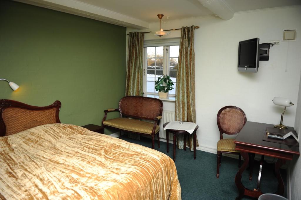 Tyrstrup Kro - Double Or Twin Room
