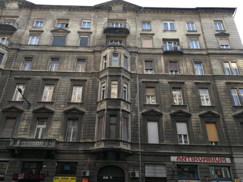 Budova, v ktorej sa apartmán nachádza