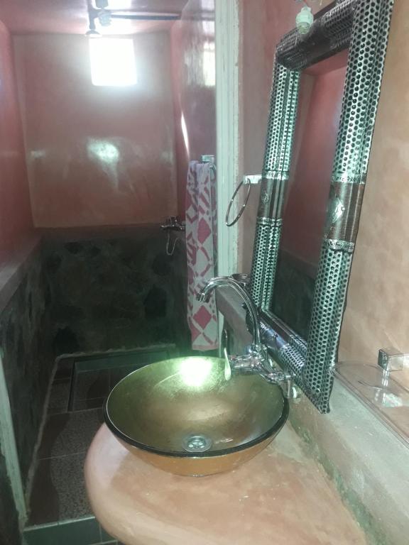 Koupelna v ubytování Hotel France Ouzoud