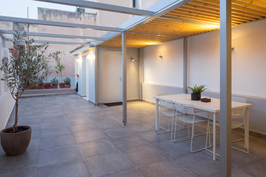 Auntie’s Home - 13