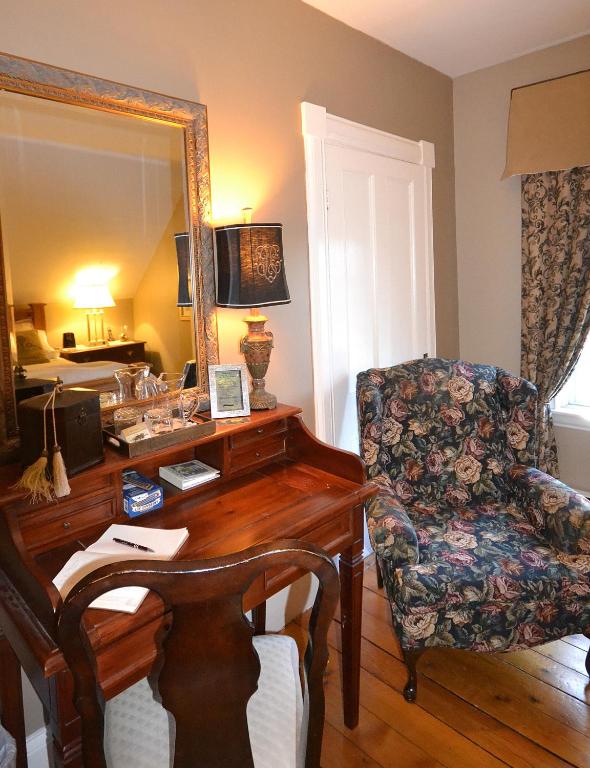 Briarwood Bed & Breakfast - Queen Room Met Privé -externe Badkamer
