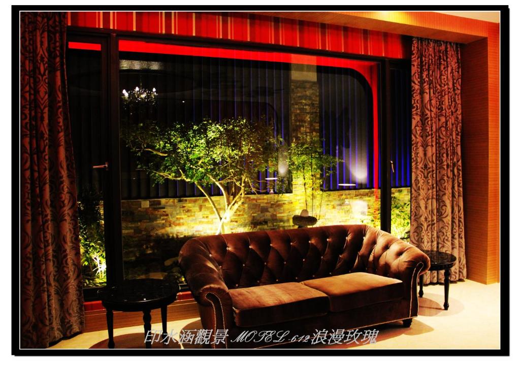 Posezení v ubytování Yin Shui Han Motel