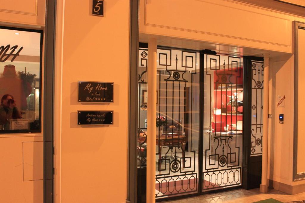 My Home In Paris - Resim 29