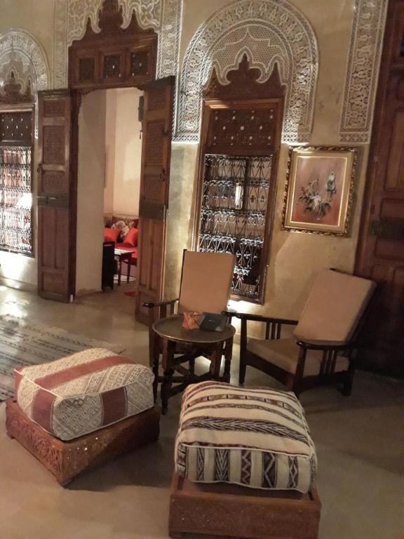 Posezení v ubytování Riad Dar Zaya