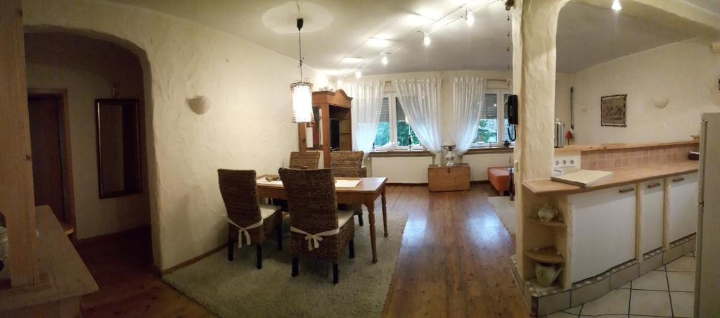 Fotografie z fotogalerie ubytování Ferienwohnung-malanders v destinaci Andernach