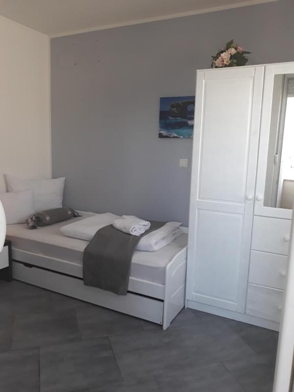 Garfild Guest house - 15