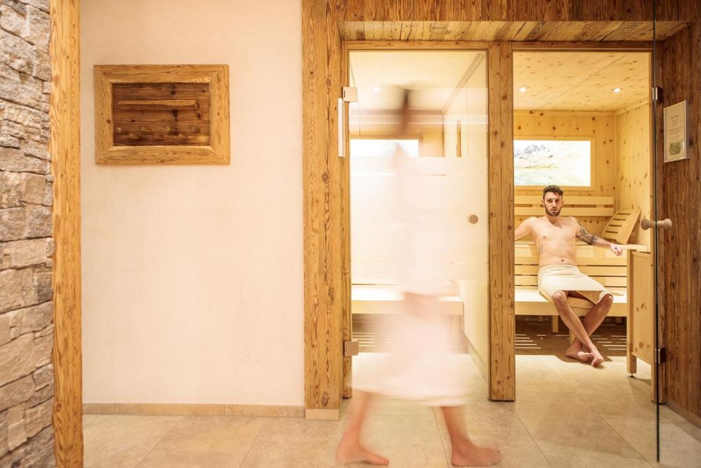Koupelna v ubytování Hotel Garni Mirabell
