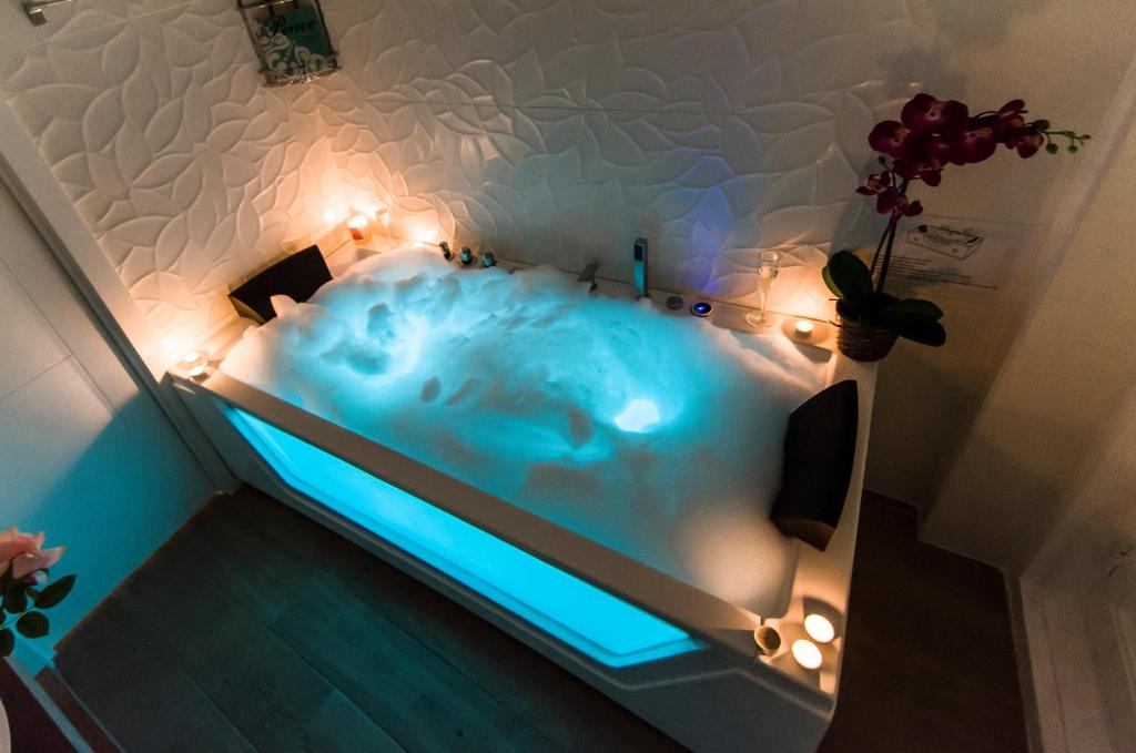 Jacuzzi Apartamento Sol luxury suites