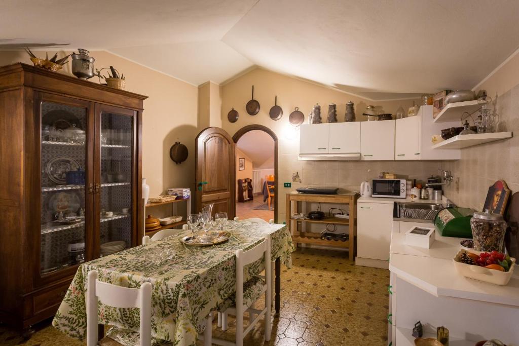 Kuchyň nebo kuchyňský kout v ubytování Villa Anselma