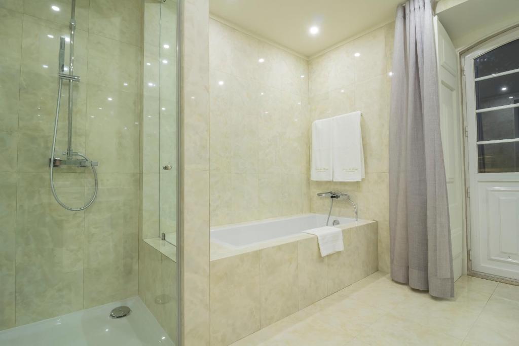 Paço do Bispo Boutique House - 11