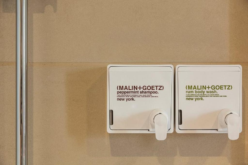 Capri by Fraser Berlin - Resim 15