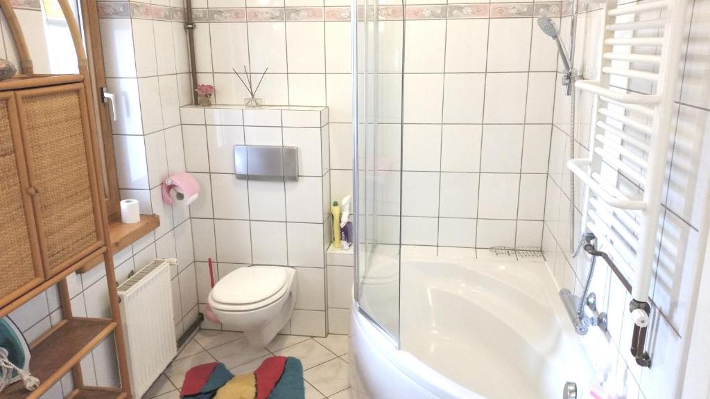 Kúpeľňa v ubytovaní Domek u Domny
